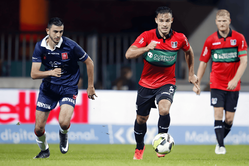 并试图通过 并试图通过