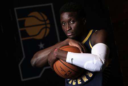 球迷几乎一 球迷几乎一