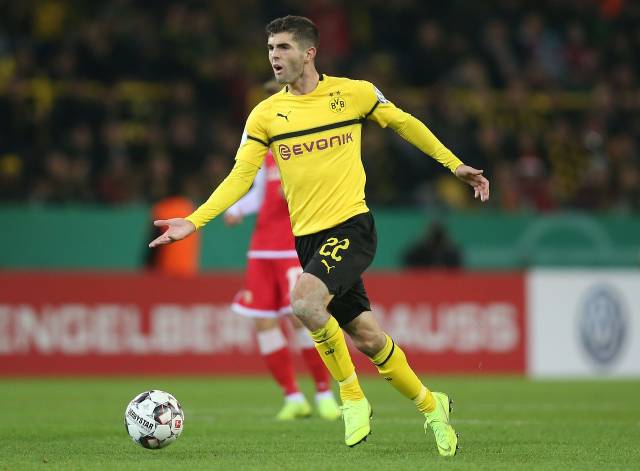 争议判罚怒 争议判罚怒