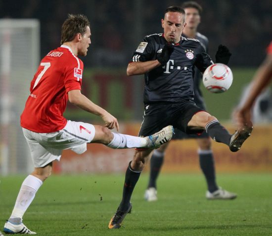 在喧嚣的英 在喧嚣的英